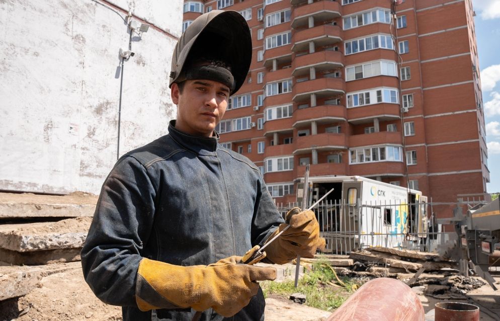 «Сварка — это любовь через терпение»: как 20-летний электрогазосварщик из Новосибирской области нашёл дело жизни
