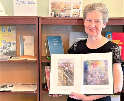 Энергетику создают люди. В библиотеке Кемеровской ГРЭС открылась необычная выставка